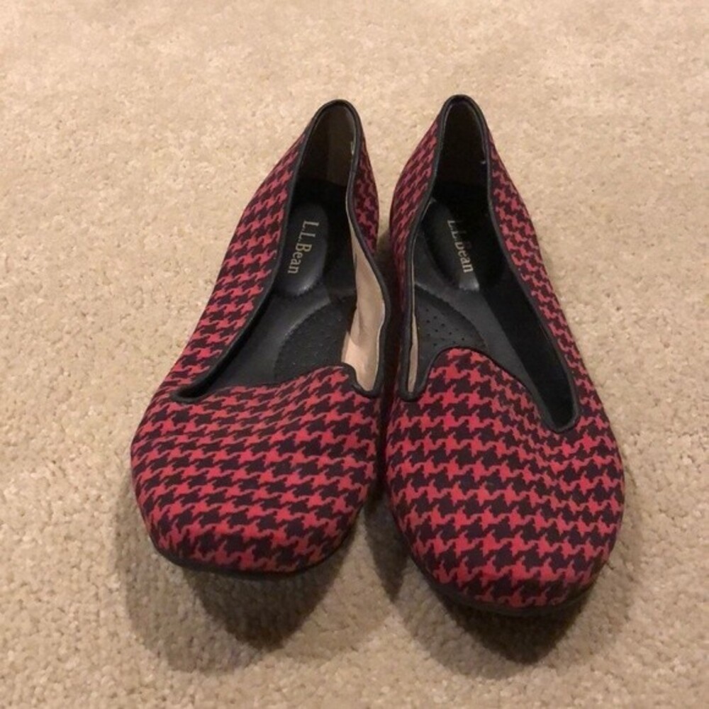 L.L. Bean Red Black Houndstooth Checkered Women Slip On Loafers Size 6M(B)